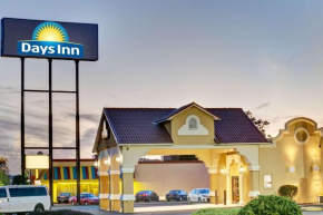 Days Inn by Wyndham Louisville Airport Fair and Expo Center